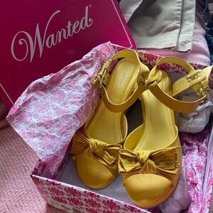 Wanted Truffle Bow wedges with ankle buckles, size 6.